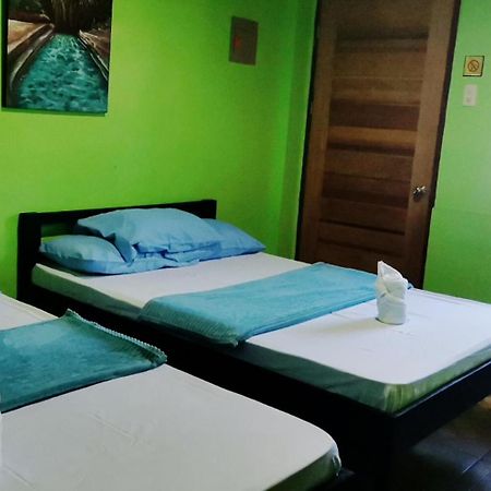 In-N-Out Hostel Siquijor Exterior photo